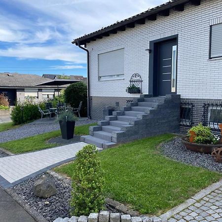 Ferienwohnung Steinstrass Naehe Nuerburgring 켈베르크 외부 사진